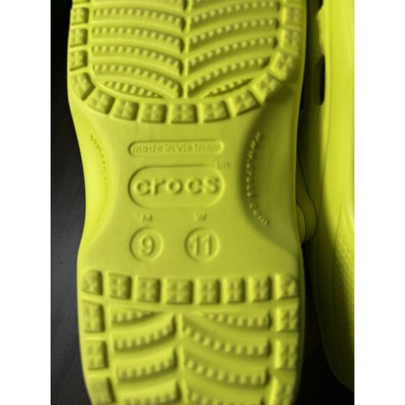 Crocs Disney Parks Exclusive Mickey Mouse Neon Women's Size 9 men, women 11 - Picture 6 of 7